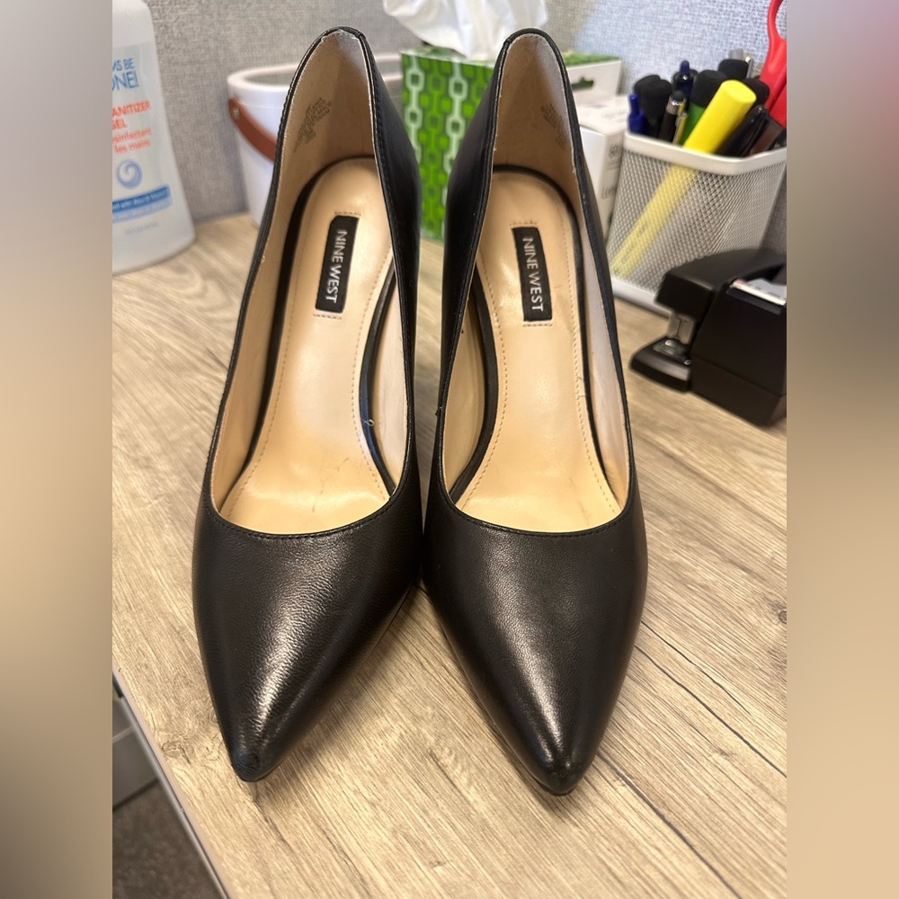 Nine West 4 inch black pump